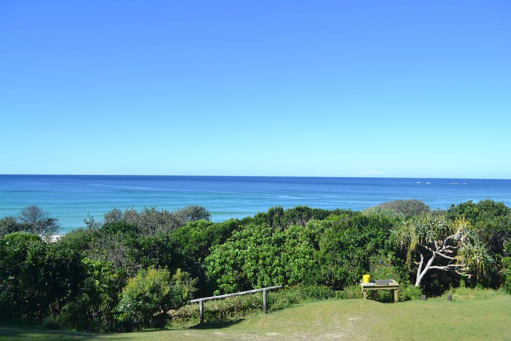 On The Beach At Hastings Point Exterior photo